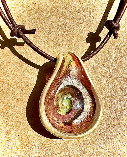 Vortex pendant - 24 karat gold