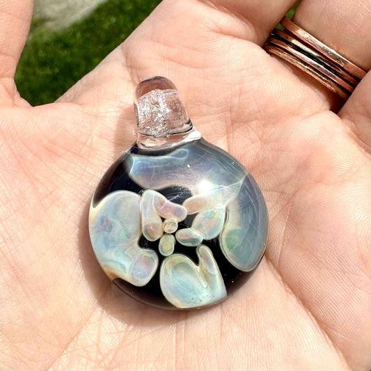 Flower pendant